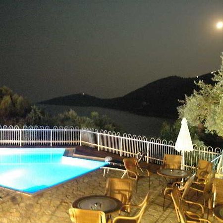 Rouda Bay Hotel Mikros Gialos Eksteriør billede